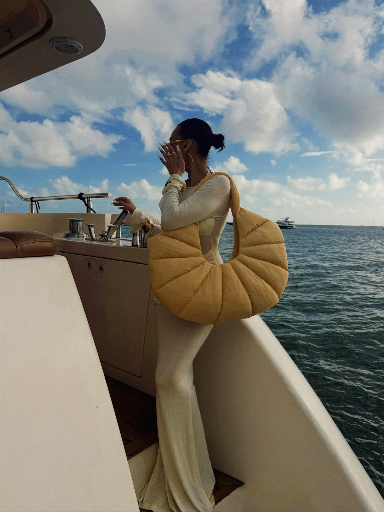 Le Sac Handbag Front View L'ANIMAL CO 